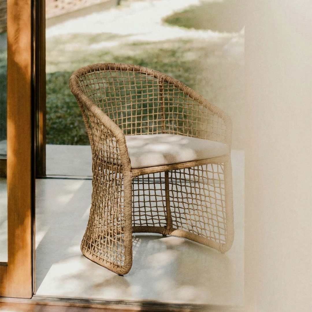 Liparian Garden Chair with Armrests in Steel & Synthetic Wicker