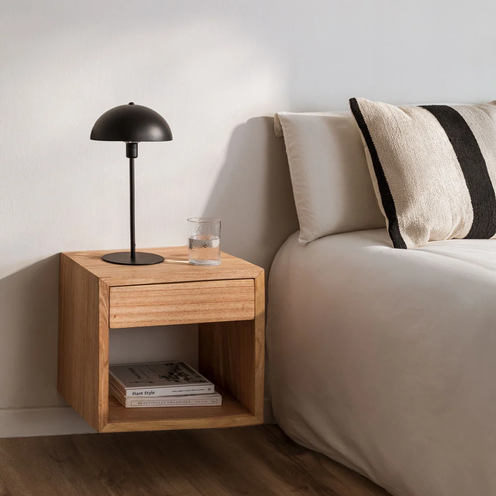 Gyda Floating Nightstand in Mindi Wood – 40x30 cm