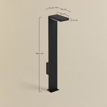 Luxore Outdoor LED Solar Beacon in Aluminum