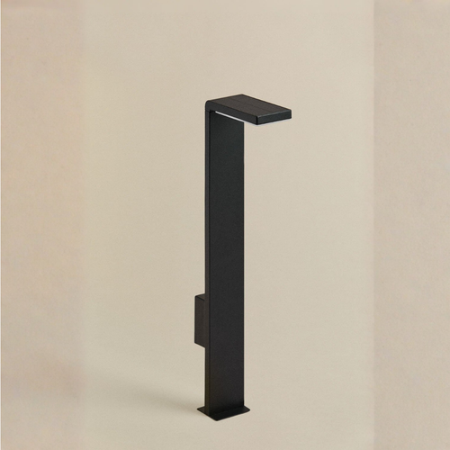 Luxore Outdoor LED Solar Beacon in Aluminum