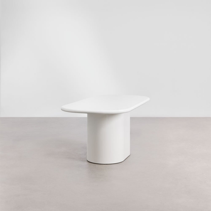 Milford Oval Dining Table 200x105 cm in Lacquered MDF