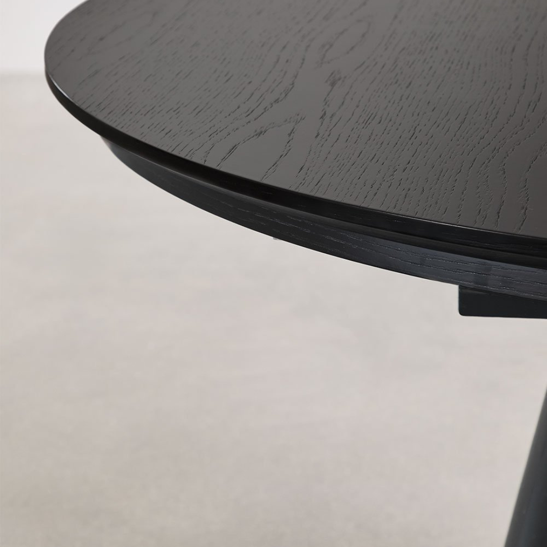 Montana Extendable Dining Table 120-160x120 cm MDF Oak Veneer