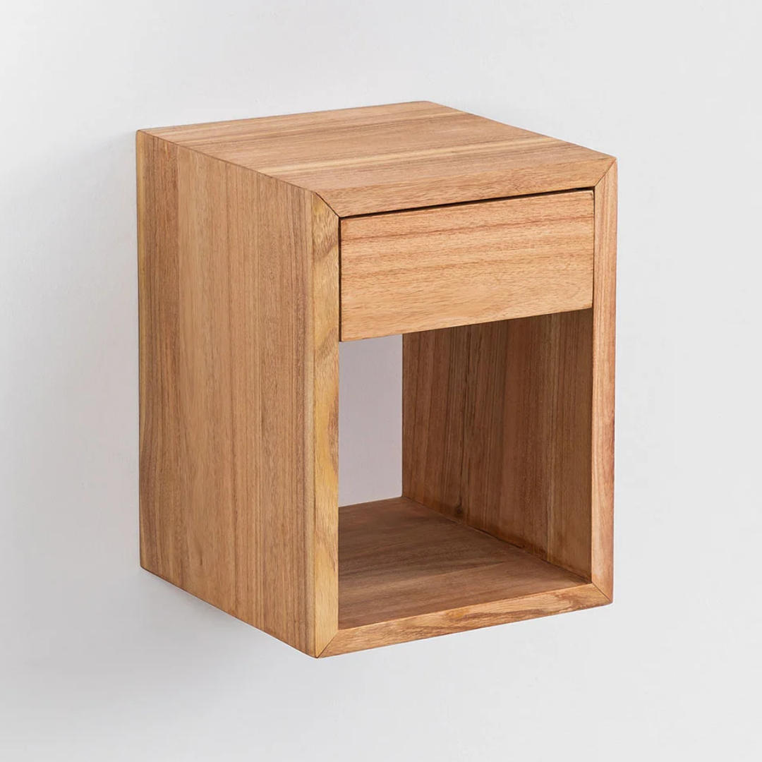 Gyda Floating Nightstand in Mindi Wood – 40x30 cm