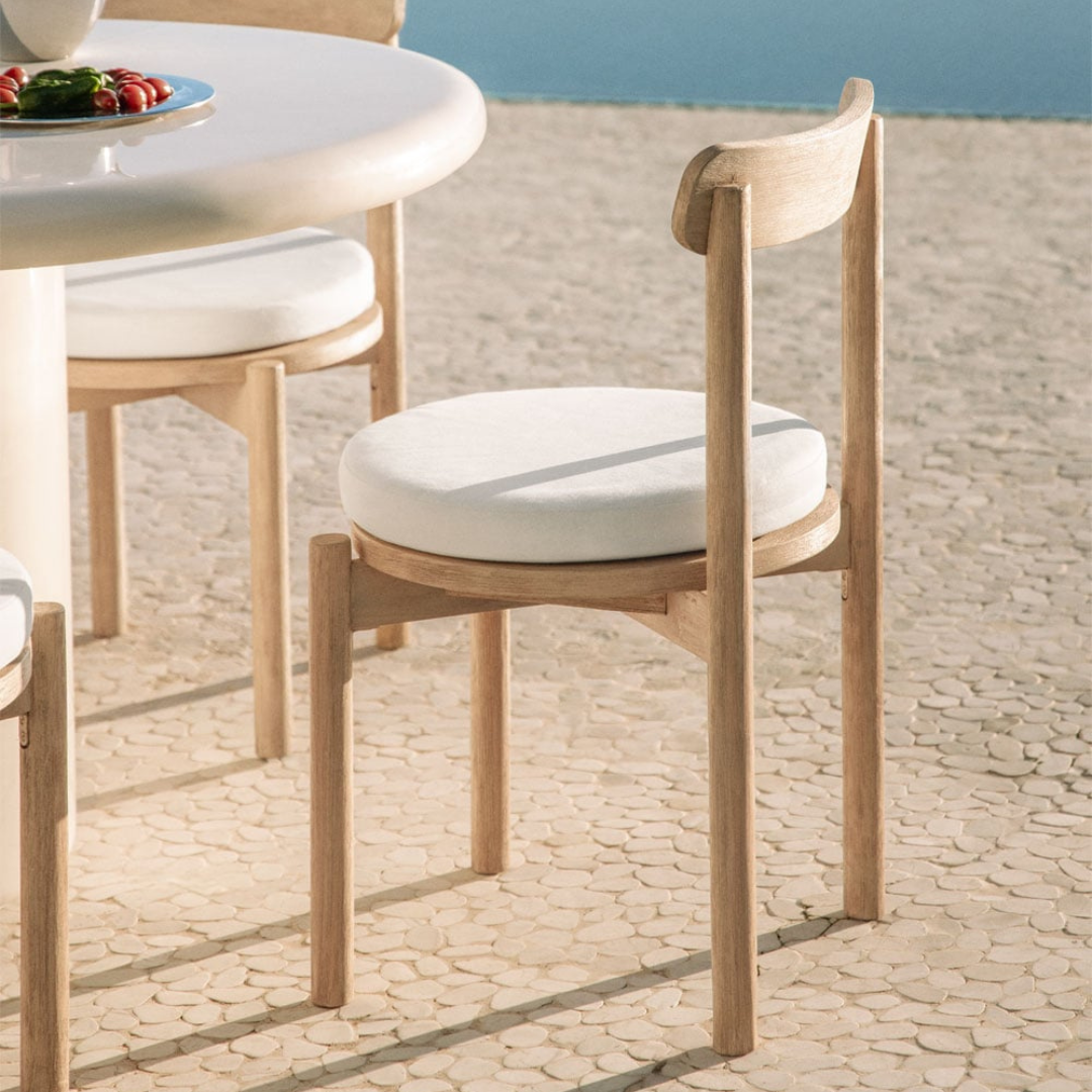 Nualis Garden Chair in Acacia Wood