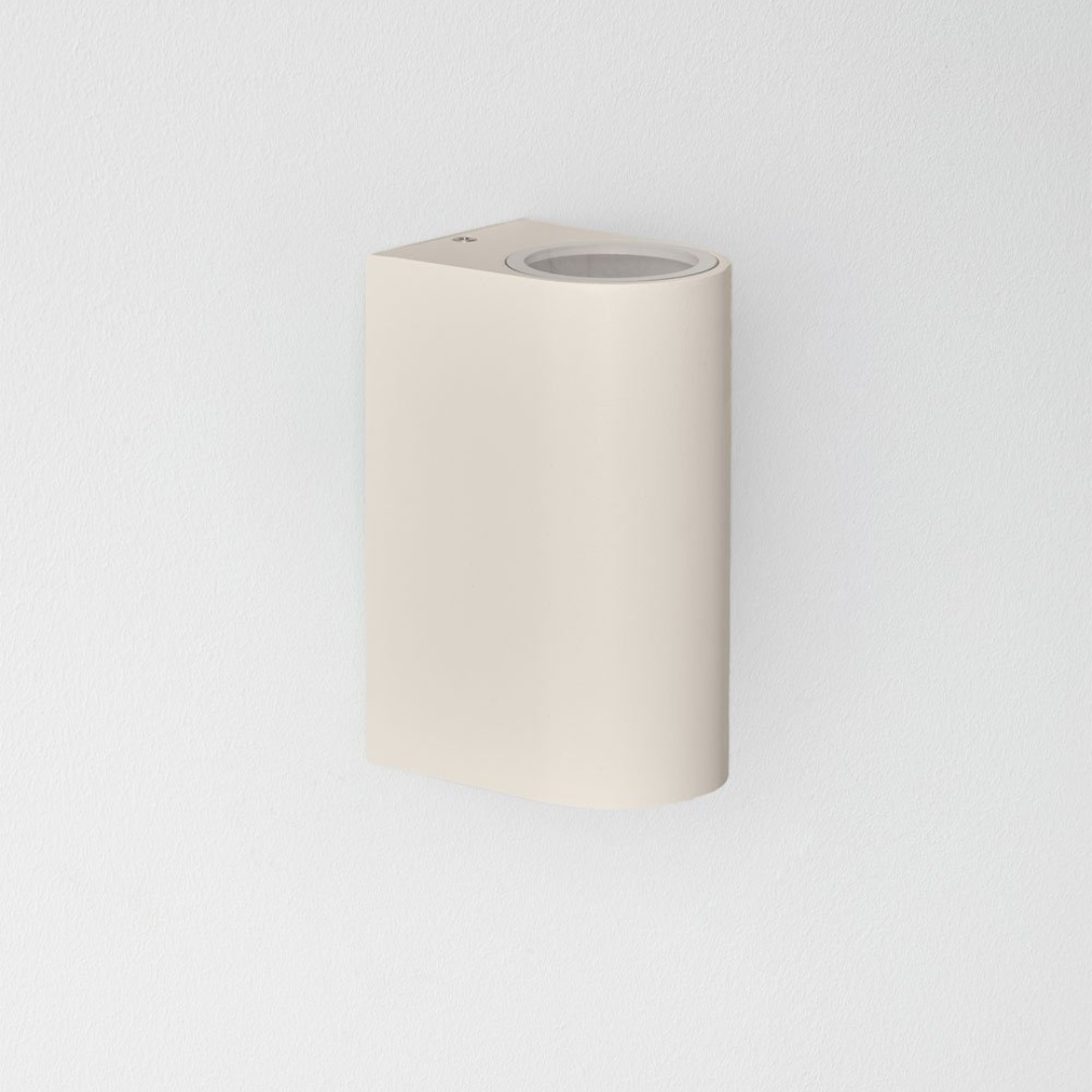 Pevot Aluminum Outdoor Wall Light with 2 Light Points